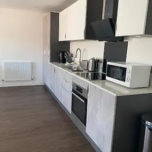 Icona - Spacious Brand New In Centre! York