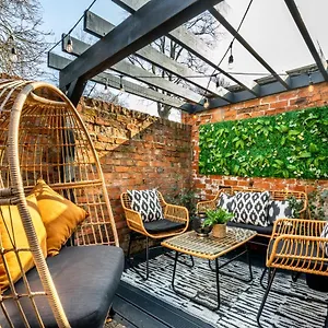 46 Nunnery Lane York